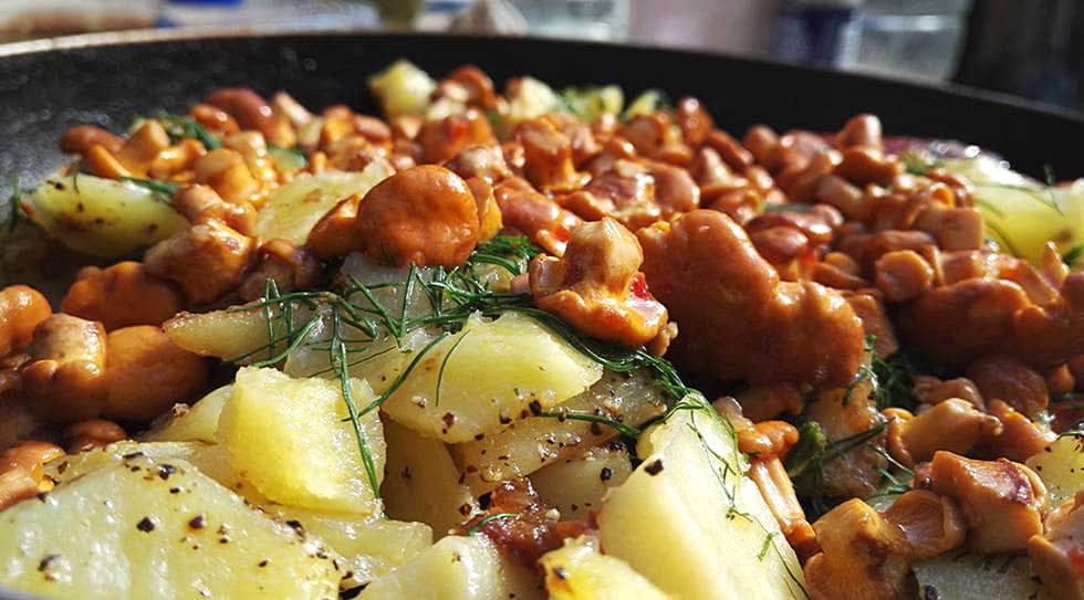 Картофель настоящий с шампиньонами