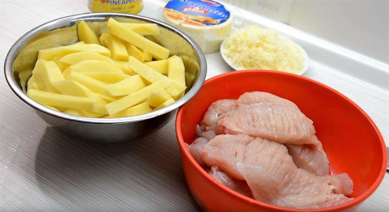 французское мясо с запеченным картофелем