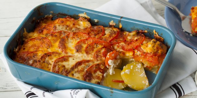 Картофельный пирог с помидорами