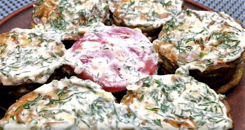 жареные кабачки на сковороде