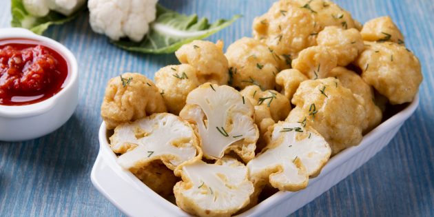 Жареная цветная капуста в сметанном кляре с сыром и горчицей