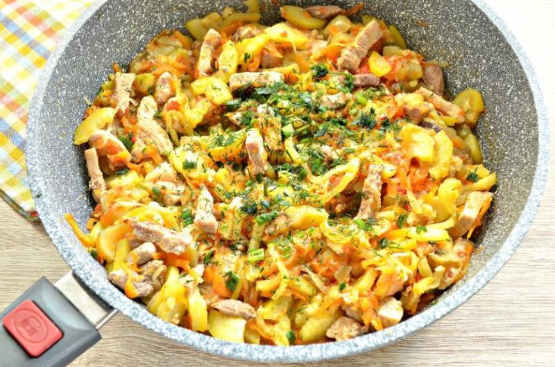 Свинина на сковороде: 9 простых и вкусных рецептов шаг 45