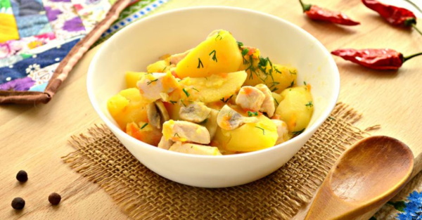 Как тушить картофель с мясом в кастрюле, мультиварке, в казане, на сковороде. Пошаговые рецепты