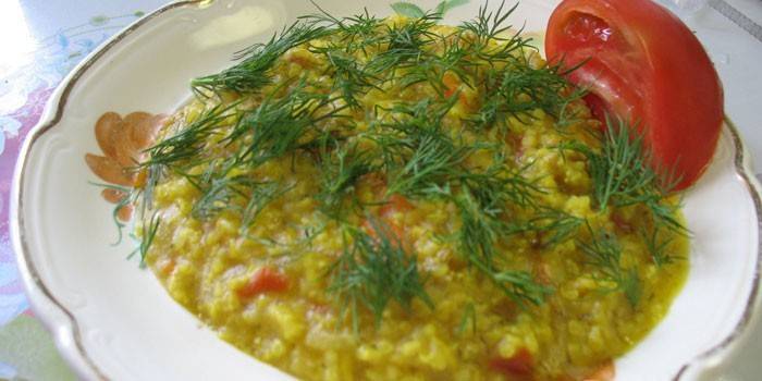 Крупы гороховые и пшенные